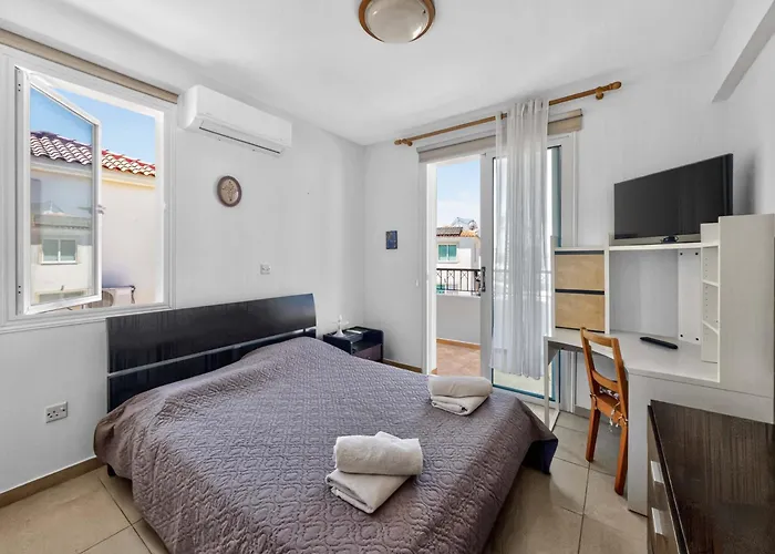 Rena - 3br Retreat Near Kalamies וילה פאראלימני