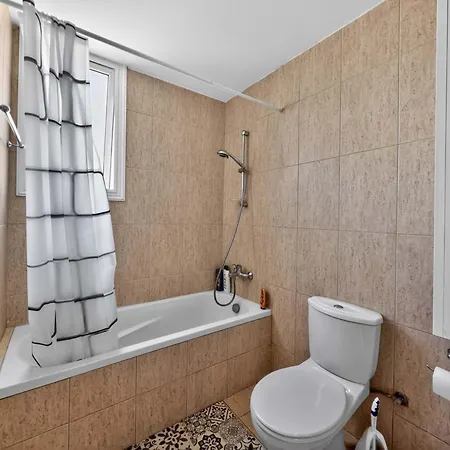 Rena - 3br Retreat Near Kalamies *