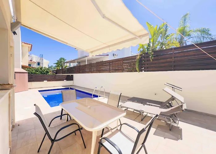 Rena - 3br Retreat Near Kalamies *