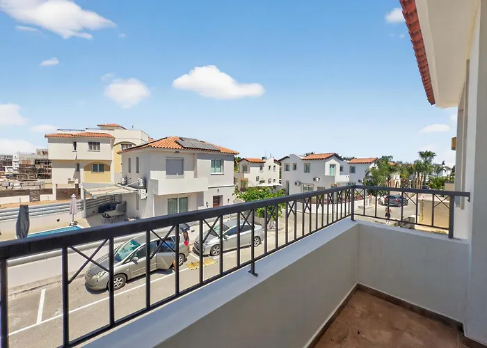 Willa Rena - 3br Retreat Near Kalamies *