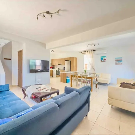 Rena - 3br Retreat Near Kalamies