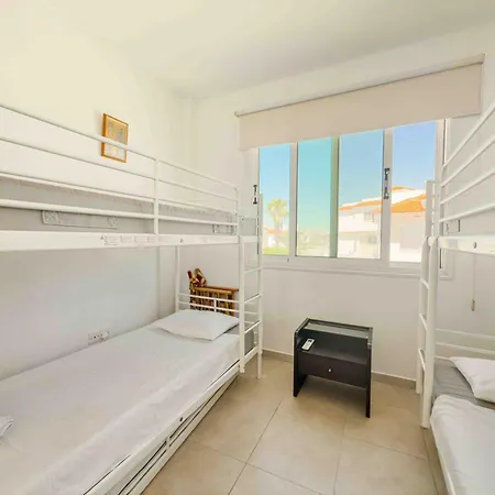 Rena - 3br Retreat Near Kalamies Villa