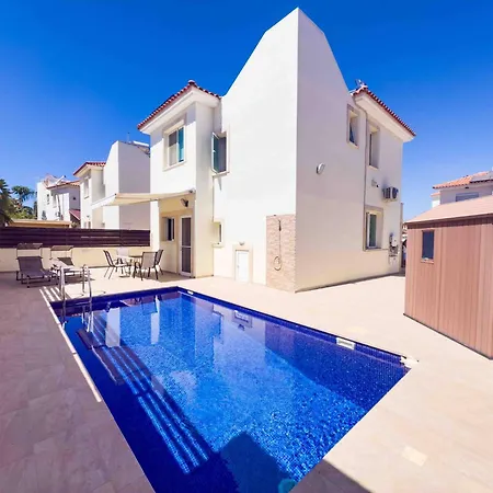 Rena - 3br Retreat Near Kalamies *