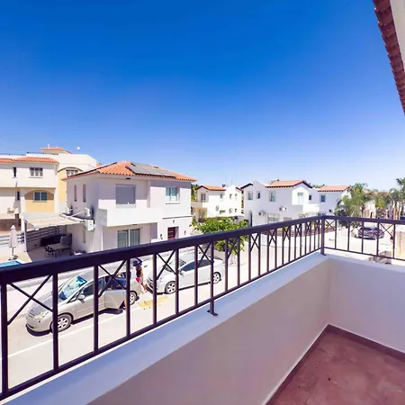 Villa Rena - 3br Retreat Near Kalamies