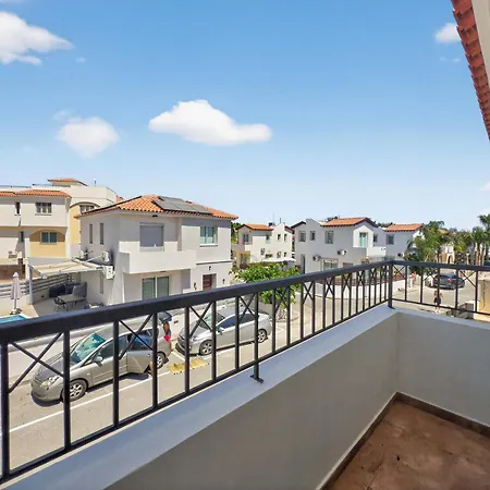 Villa Rena - 3br Retreat Near Kalamies *
